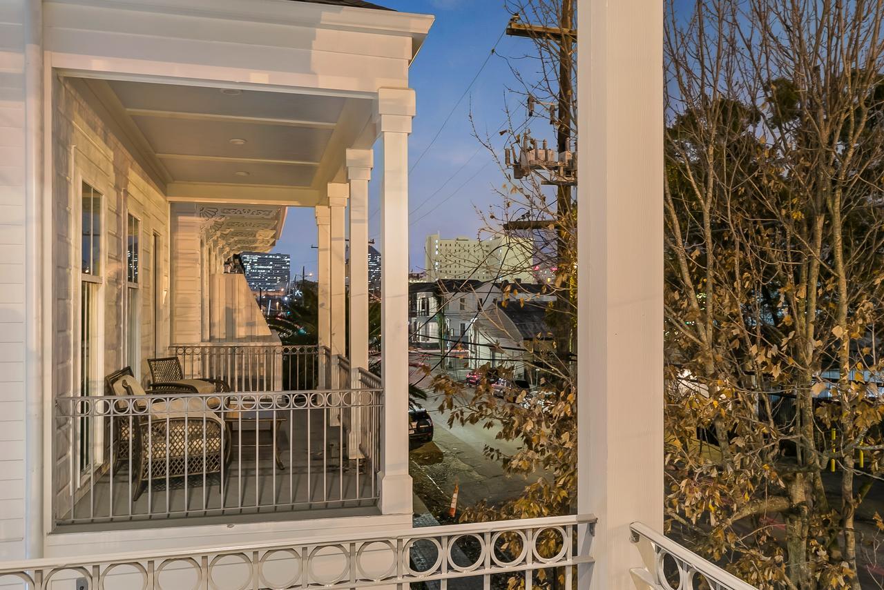 Modern 2Br On Carondelet By Hosteeva Daire New Orleans Dış mekan fotoğraf