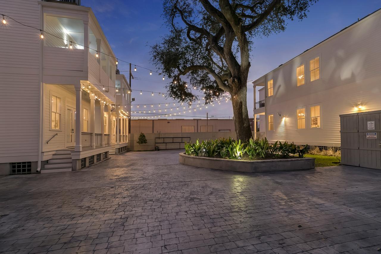 Modern 2Br On Carondelet By Hosteeva Daire New Orleans Dış mekan fotoğraf